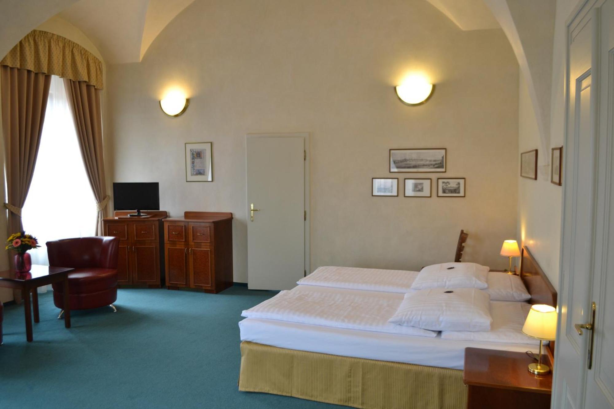 Adalbert Ecohotel Prague Luaran gambar