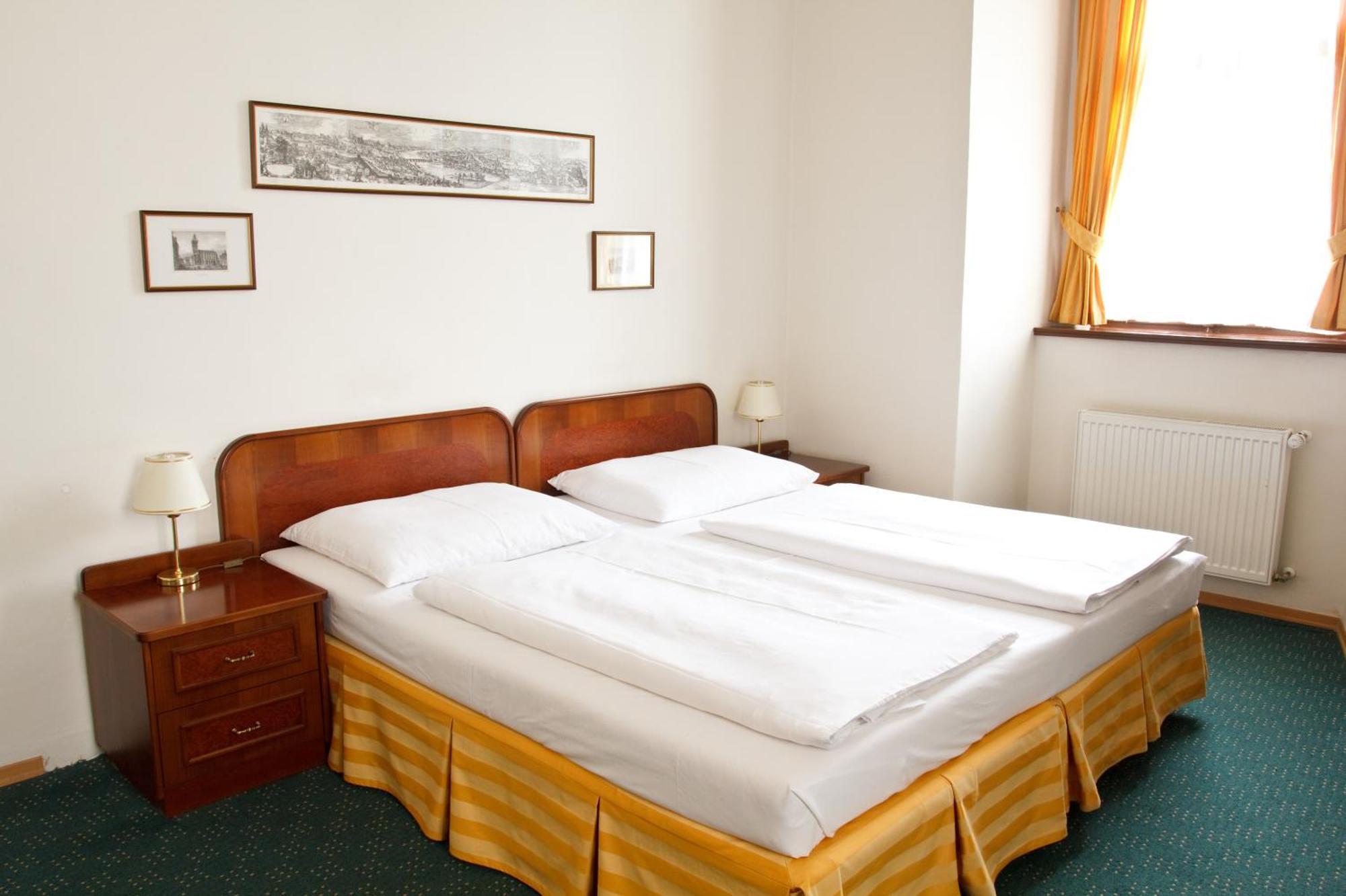 Adalbert Ecohotel Prague Luaran gambar