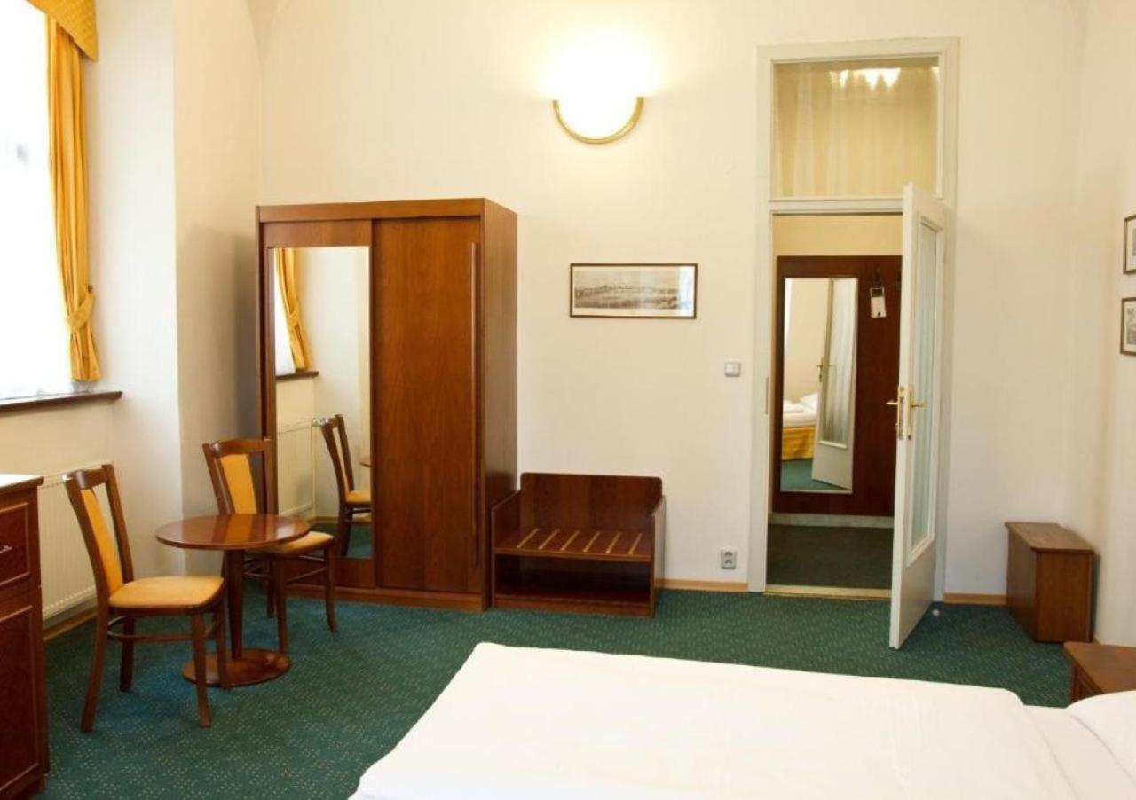 Adalbert Ecohotel Prague Luaran gambar