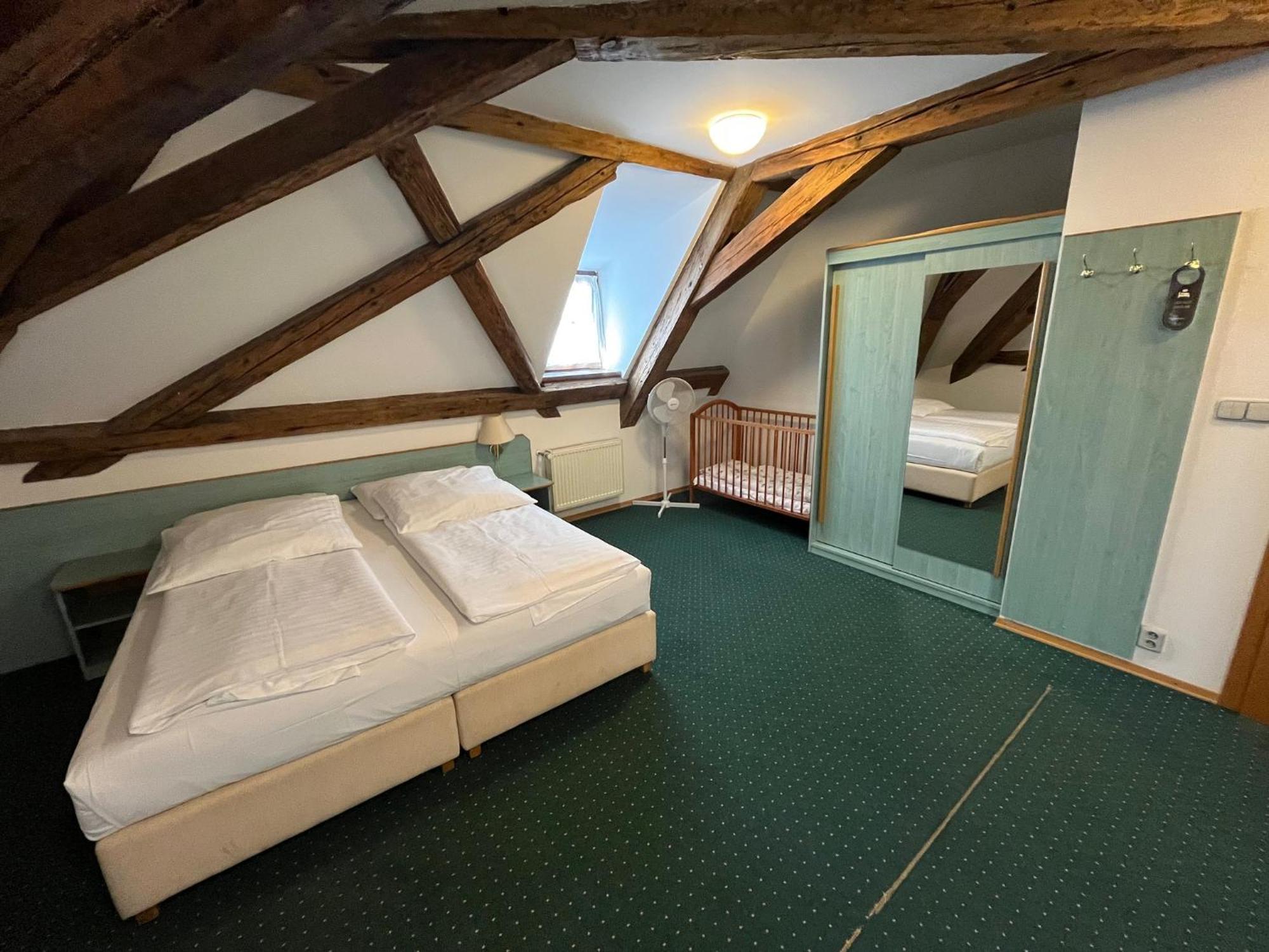 Adalbert Ecohotel Prague Luaran gambar